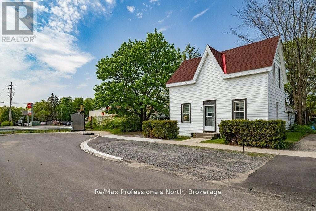 120 DAVID STREET, Gravenhurst, Ontario