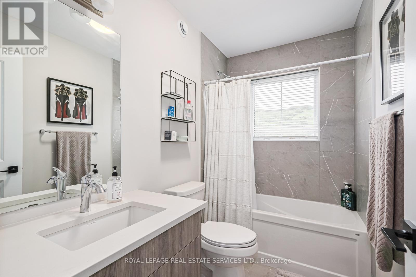 172 Courtland Street, Blue Mountains, Ontario  L9Y 4E4 - Photo 16 - X12402608
