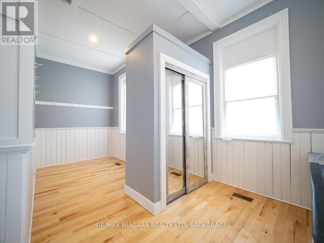 1561 North Shore Drive E, Haldimand, Ontario  N0A 1K0 - Photo 19 - X12402636