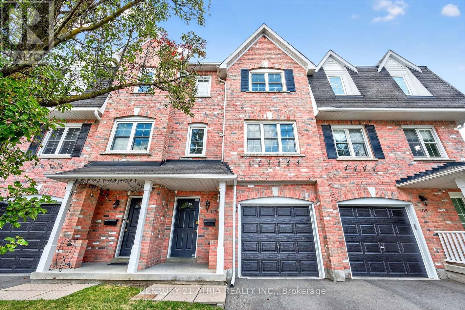 12b - 51 Northern Heights Drive, Richmond Hill (Langstaff), Ontario  L4B 4C9 - Photo 1 - N12402631