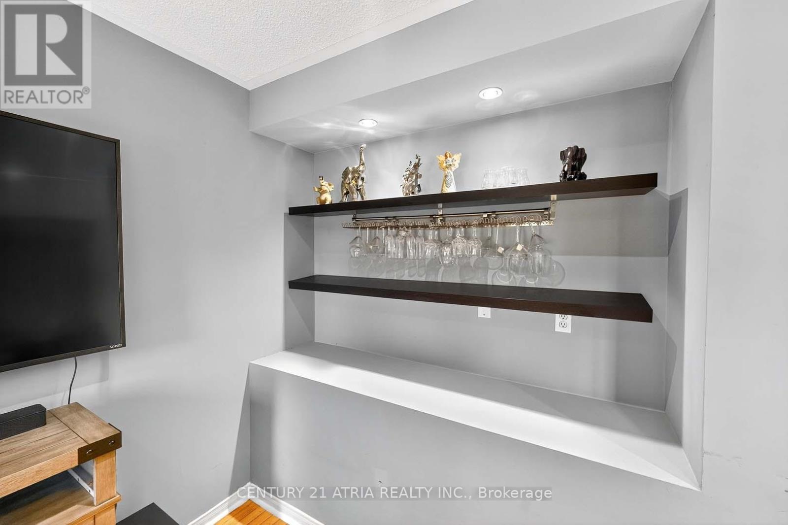 12b - 51 Northern Heights Drive, Richmond Hill (Langstaff), Ontario  L4B 4C9 - Photo 15 - N12402631