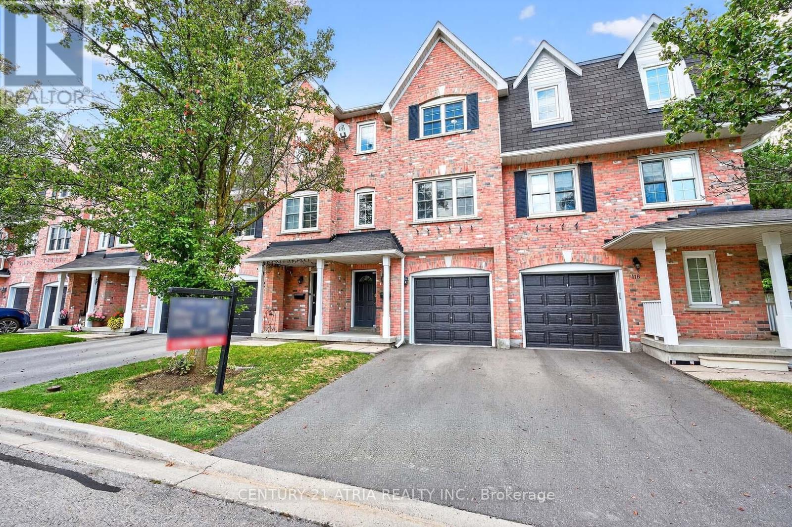 12b - 51 Northern Heights Drive, Richmond Hill (Langstaff), Ontario  L4B 4C9 - Photo 5 - N12402631