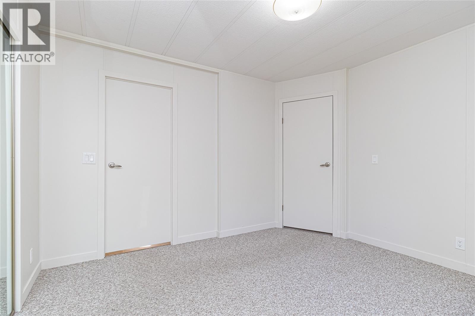 2177 Summergate Blvd, Sidney, British Columbia  V8L 4K9 - Photo 17 - 1003102