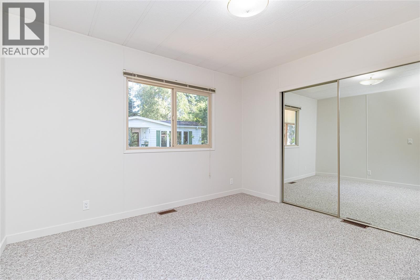 2177 Summergate Blvd, Sidney, British Columbia  V8L 4K9 - Photo 16 - 1003102