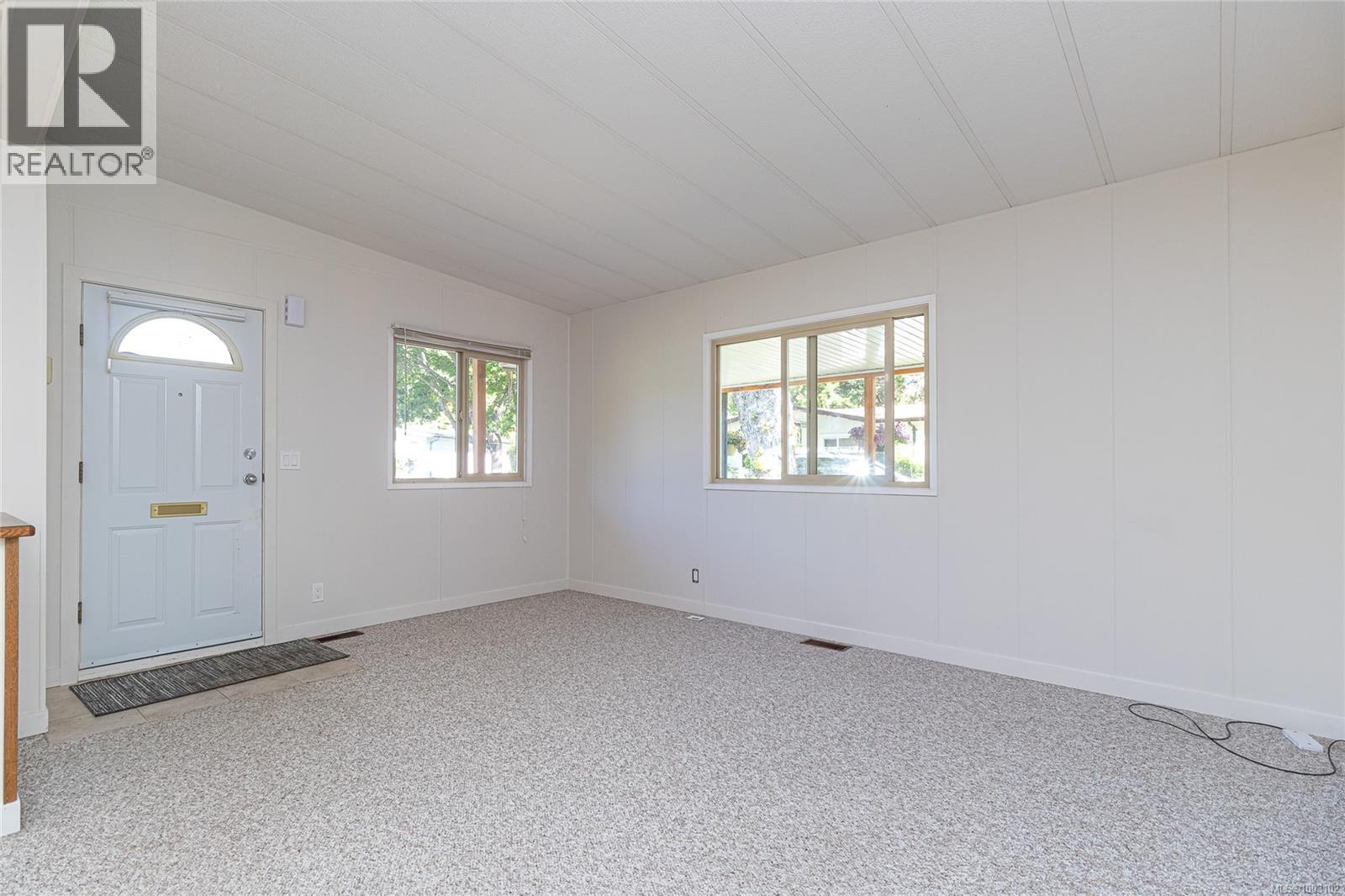 2177 Summergate Blvd, Sidney, British Columbia  V8L 4K9 - Photo 6 - 1003102