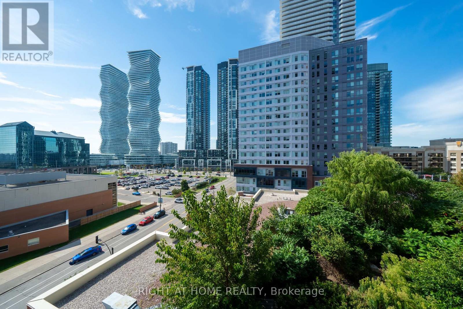 703 - 4080 Living Arts Drive, Mississauga (City Centre), Ontario  L5B 4N3 - Photo 21 - W12402634