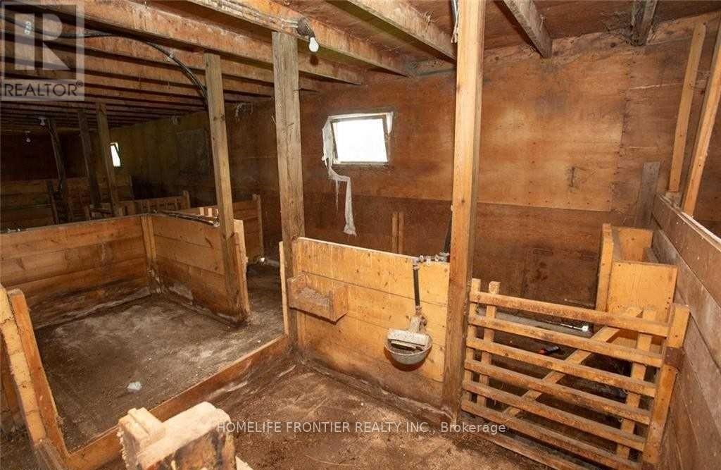 825 Prospect Road, Kawartha Lakes, Ontario  K0M 2T0 - Photo 8 - X12402638