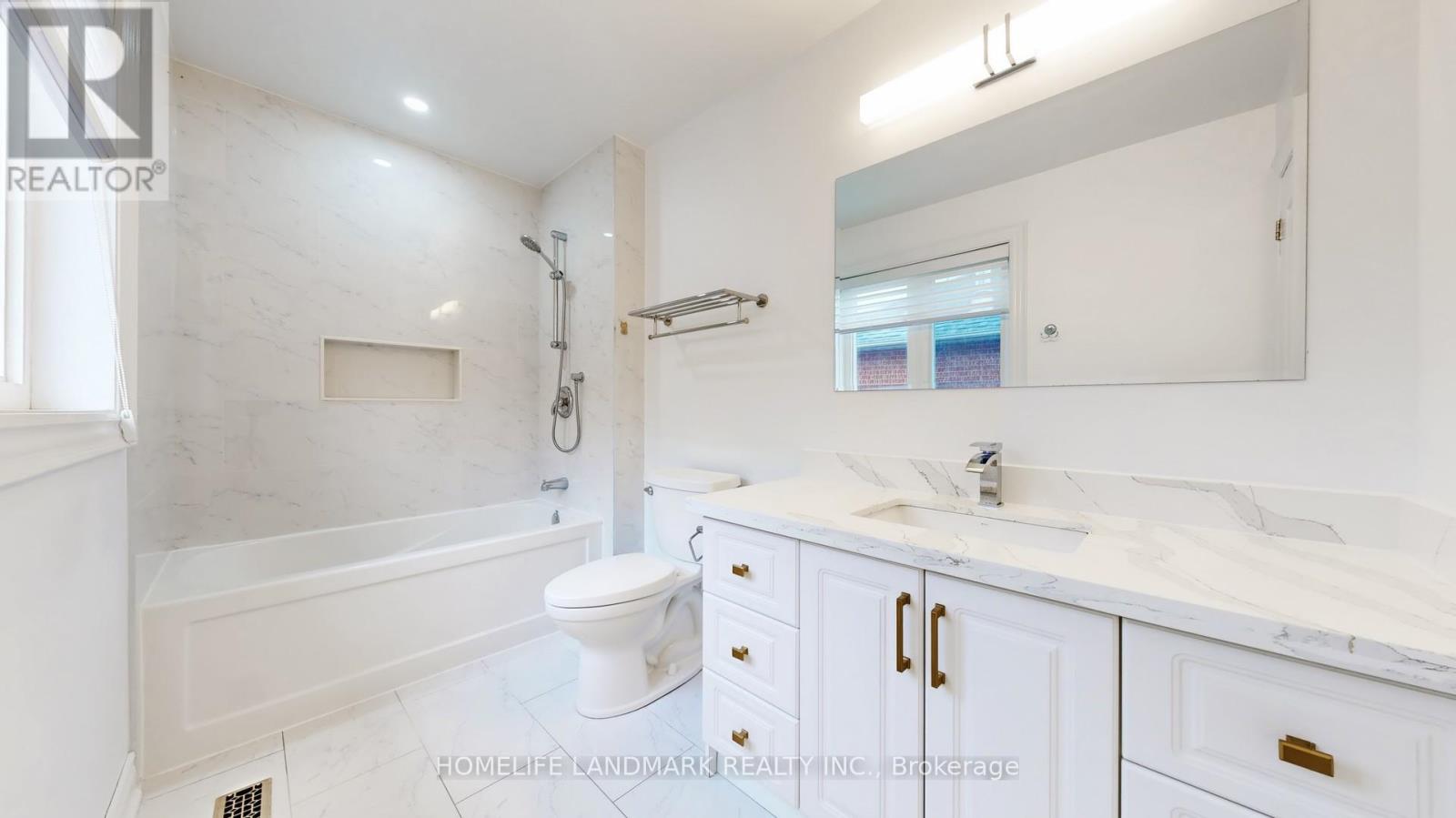 14 Casson Place, Markham, Ontario  L3R 0G2 - Photo 32 - N12396053
