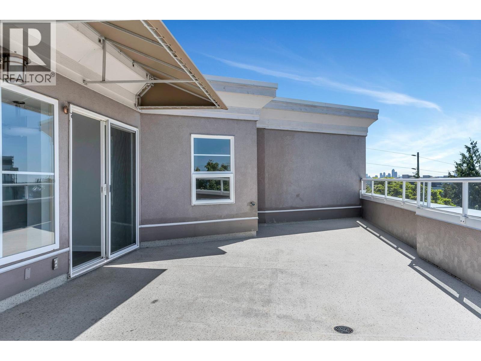 404 245 St. Davids Avenue, North Vancouver, British Columbia  V7L 3N9 - Photo 10 - R3032279