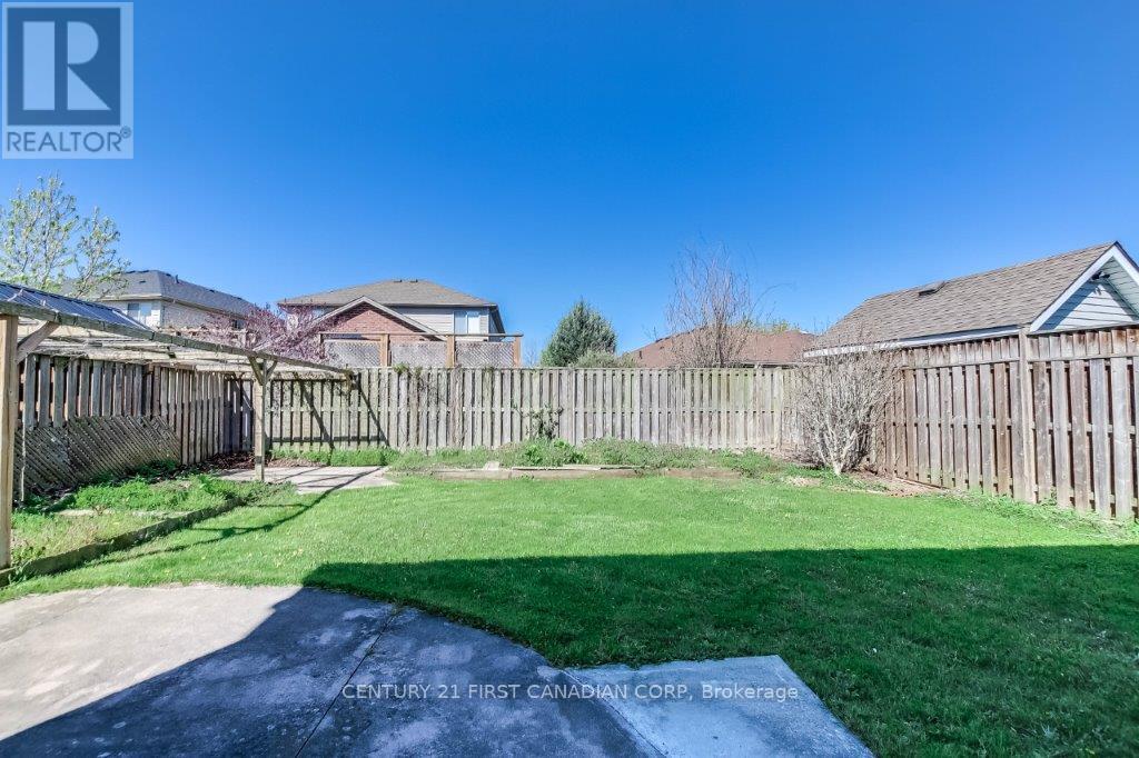 1678 Blackmaple Crescent, London East, Ontario  N5Y 6L6 - Photo 32 - X12397935