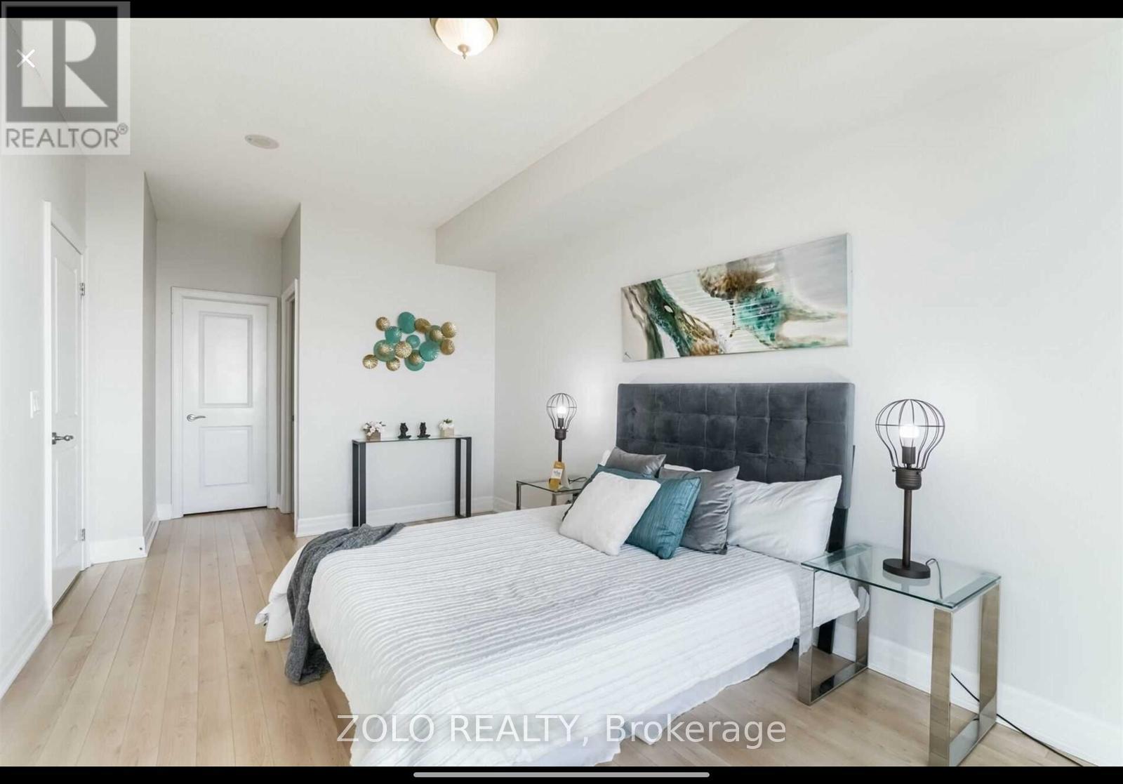 1905 - 100 John Street, Brampton, Ontario  L6W 0A8 - Photo 13 - W12400748