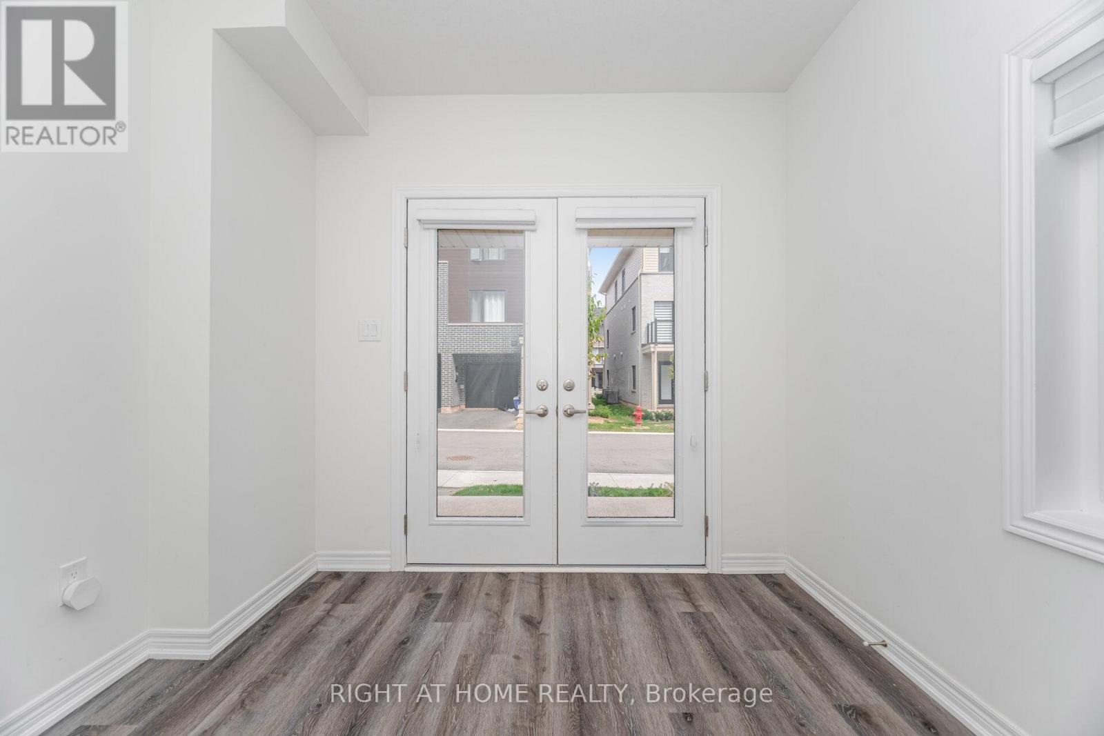 Lorem Ipsum Do, Hamilton, Ontario  N8H  - Photo 8 - DEMO28860646