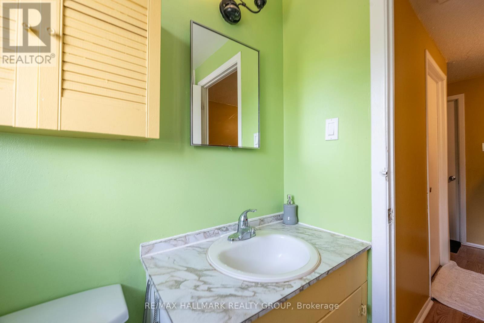 1478 H Heatherington Road, Ottawa, Ontario  K1V 6S1 - Photo 12 - X12402677