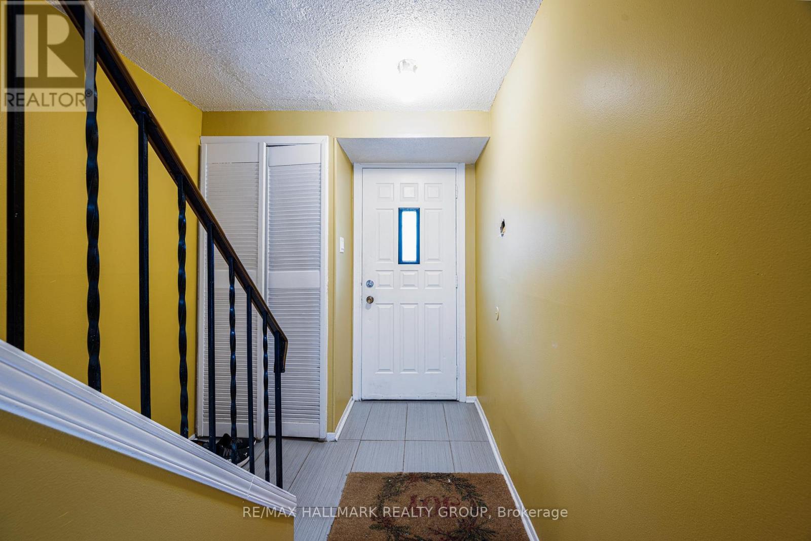 1478 H Heatherington Road, Ottawa, Ontario  K1V 6S1 - Photo 3 - X12402677