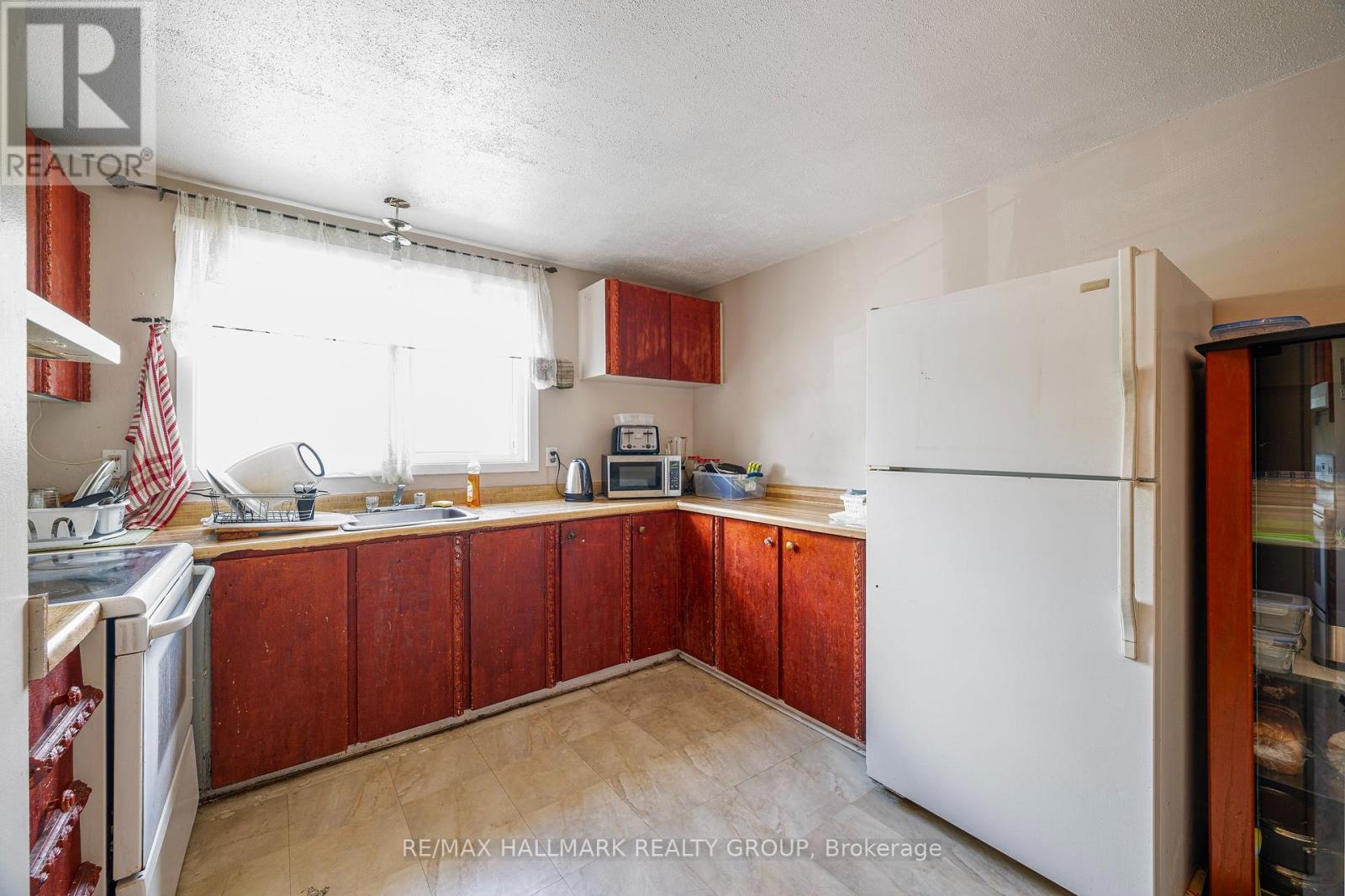 1478 H Heatherington Road, Ottawa, Ontario  K1V 6S1 - Photo 7 - X12402677