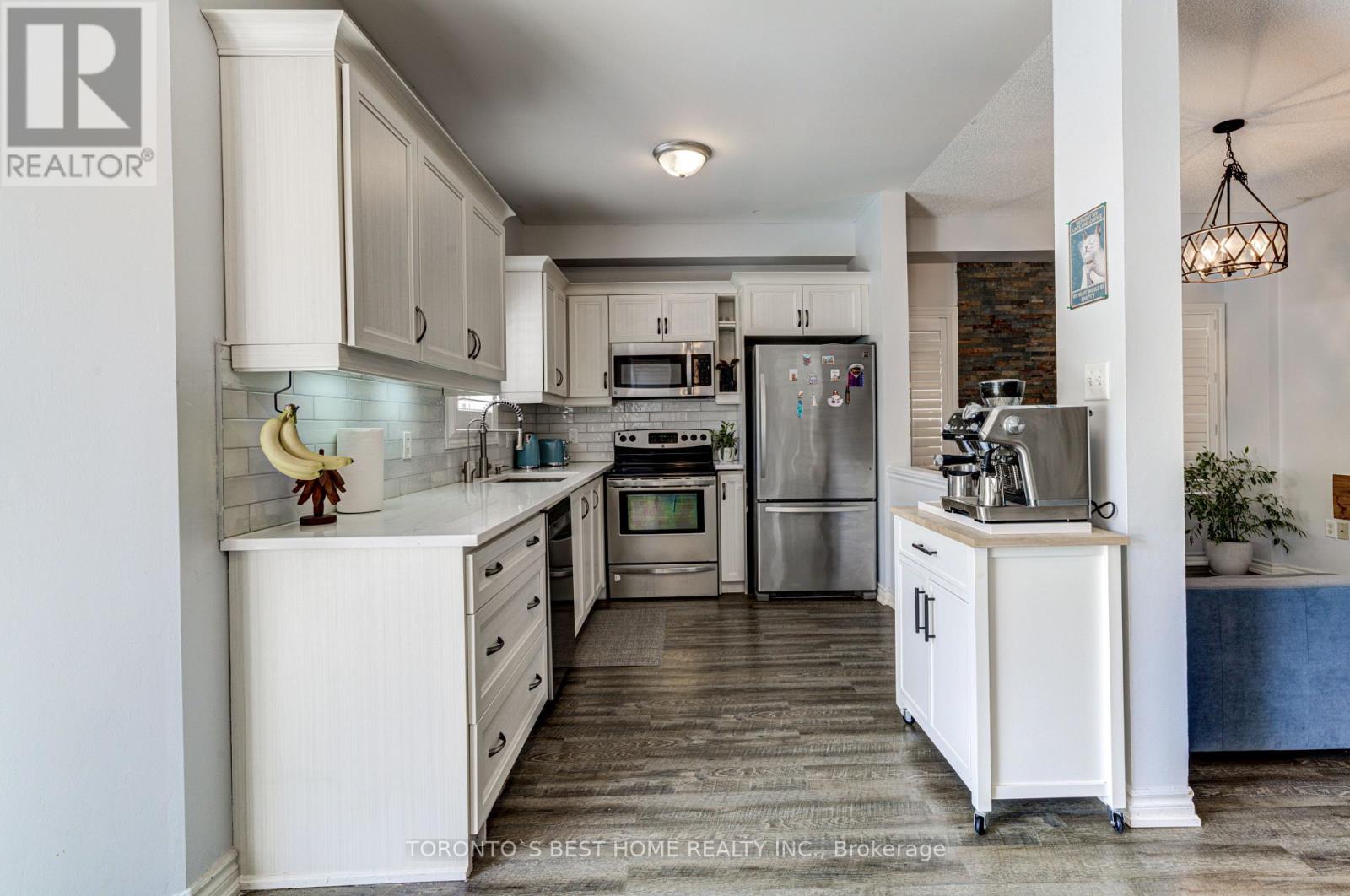 1 Black Ash Trail, Barrie (Ardagh), Ontario  L4N 3K2 - Photo 16 - S12402669