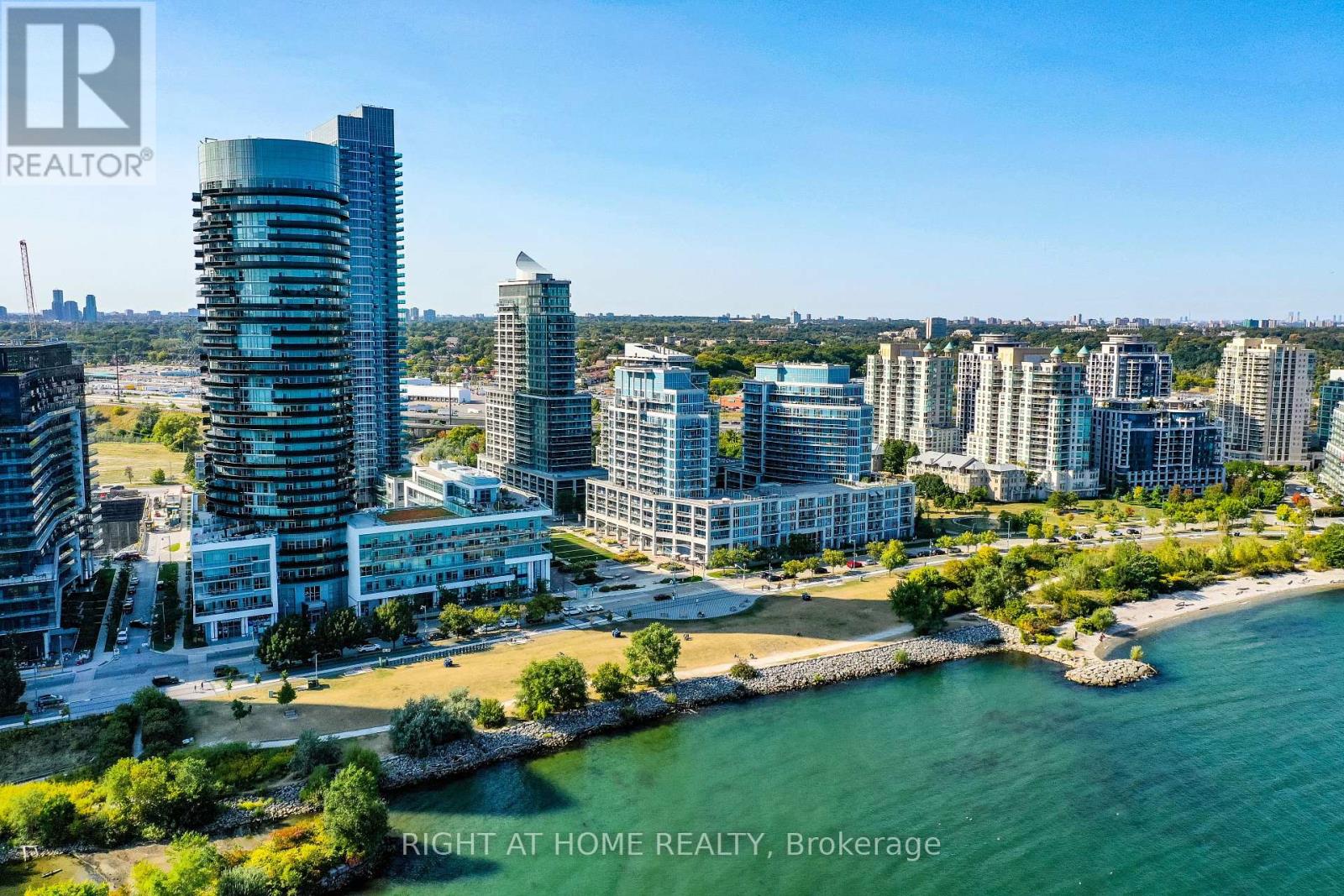 Ph03 - 2111 Lake Shore Boulevard W, Toronto, Ontario  M8V 4B2 - Photo 4 - W12402671