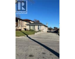 57 Apted Avenue Twhs - Humber Summit, North York, Ca