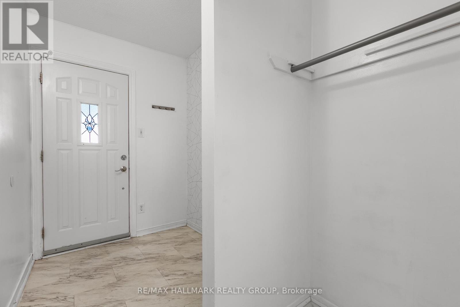 137 - 3445 Uplands Drive, Ottawa, Ontario  K1V 9N5 - Photo 3 - X12402695
