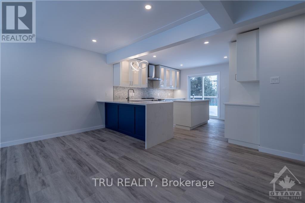A - 759 Adams Avenue, Ottawa, Ontario  K1G 2Y1 - Photo 3 - X12402700