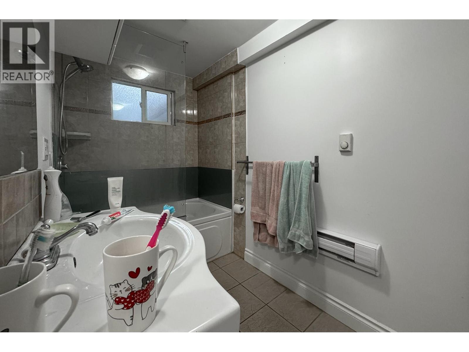 6300 Granville Avenue, Richmond, British Columbia  V7C 1G1 - Photo 13 - R3047143