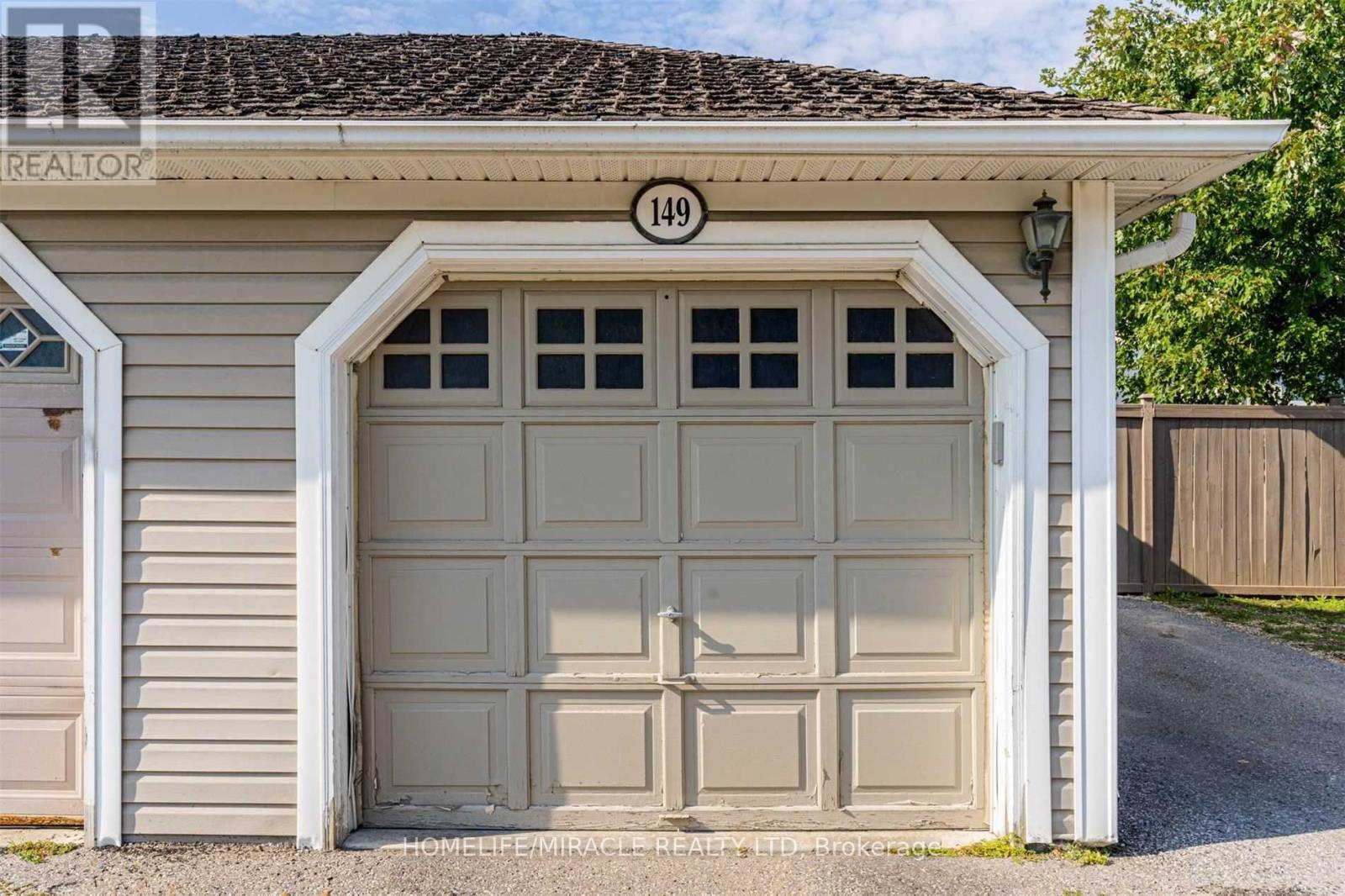 149 Carnwith Drive E, Whitby (Brooklin), Ontario  L1M 2J5 - Photo 6 - E12402701