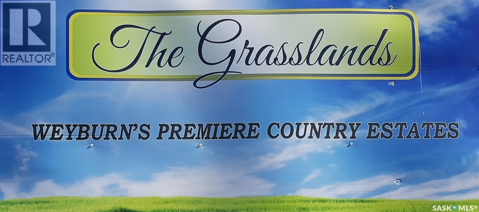 The Grasslands, Weyburn Rm No. 67, Saskatchewan