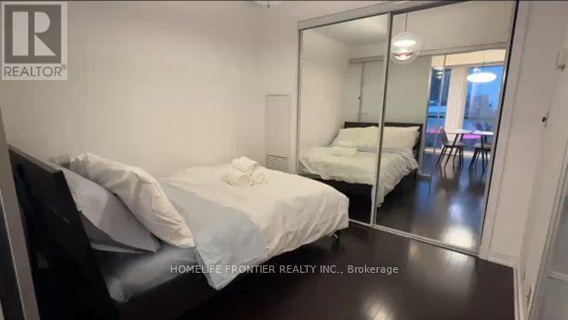 2406 - 14 York Street, Toronto, Ontario  M5J 0B1 - Photo 9 - C12398572