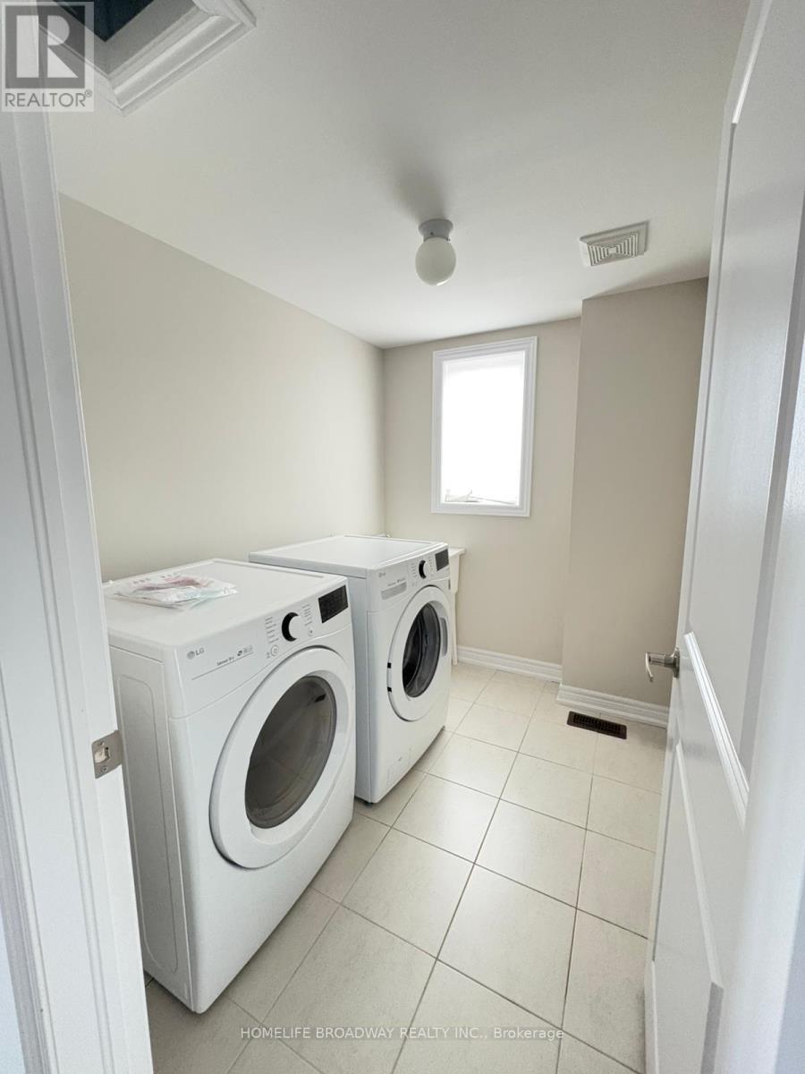 1906 Donald Cousens Parkway, Markham, Ontario  L6B 1M4 - Photo 11 - N12402265