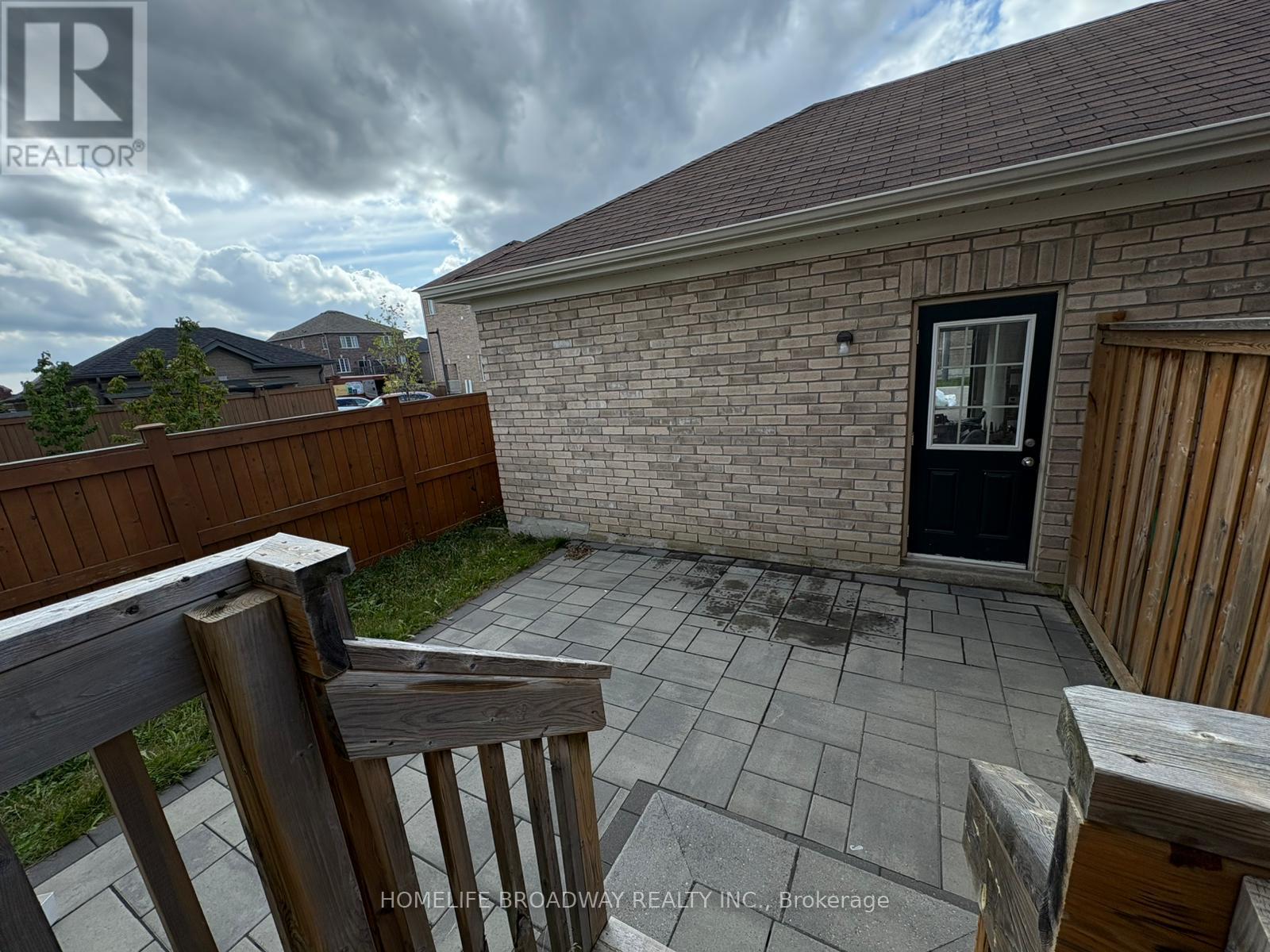 1906 Donald Cousens Parkway, Markham, Ontario  L6B 1M4 - Photo 23 - N12402265