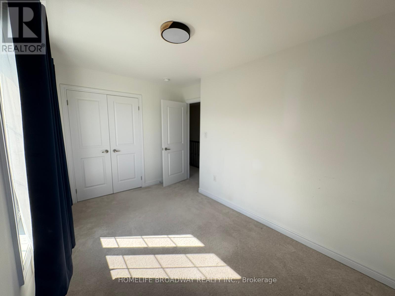 1906 Donald Cousens Parkway, Markham, Ontario  L6B 1M4 - Photo 21 - N12402265
