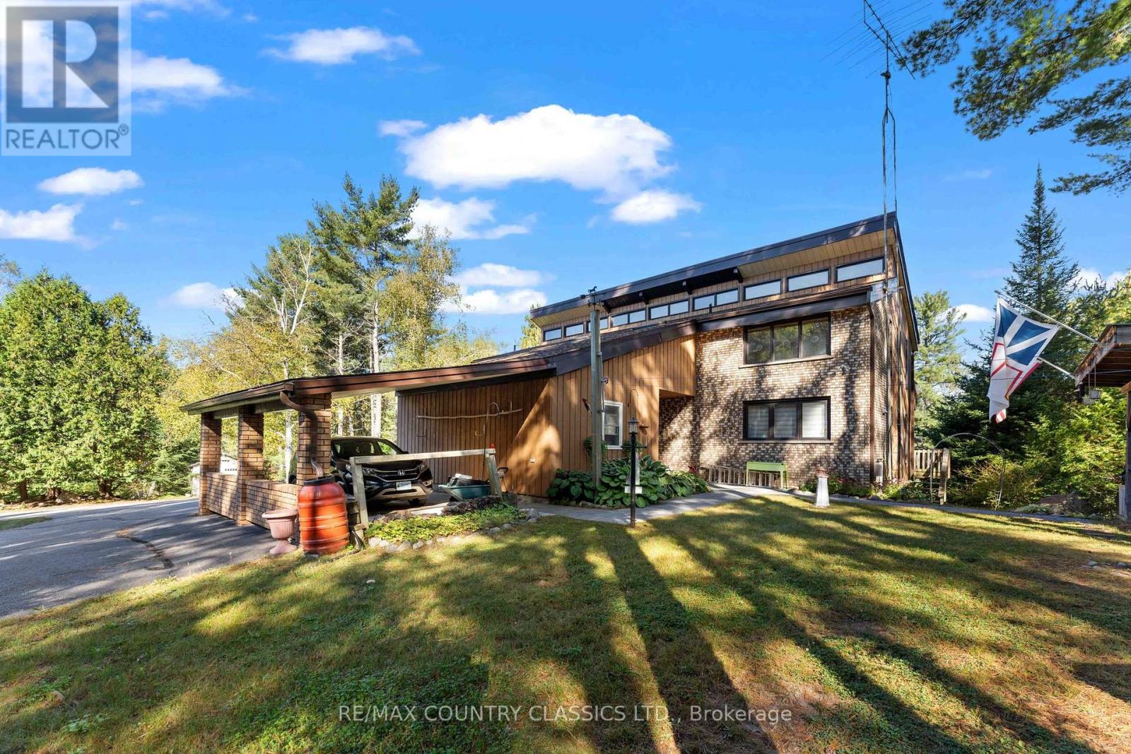 13 Lorbetski Road, Madawaska Valley, Ontario  K0J 1B0 - Photo 2 - X12055482