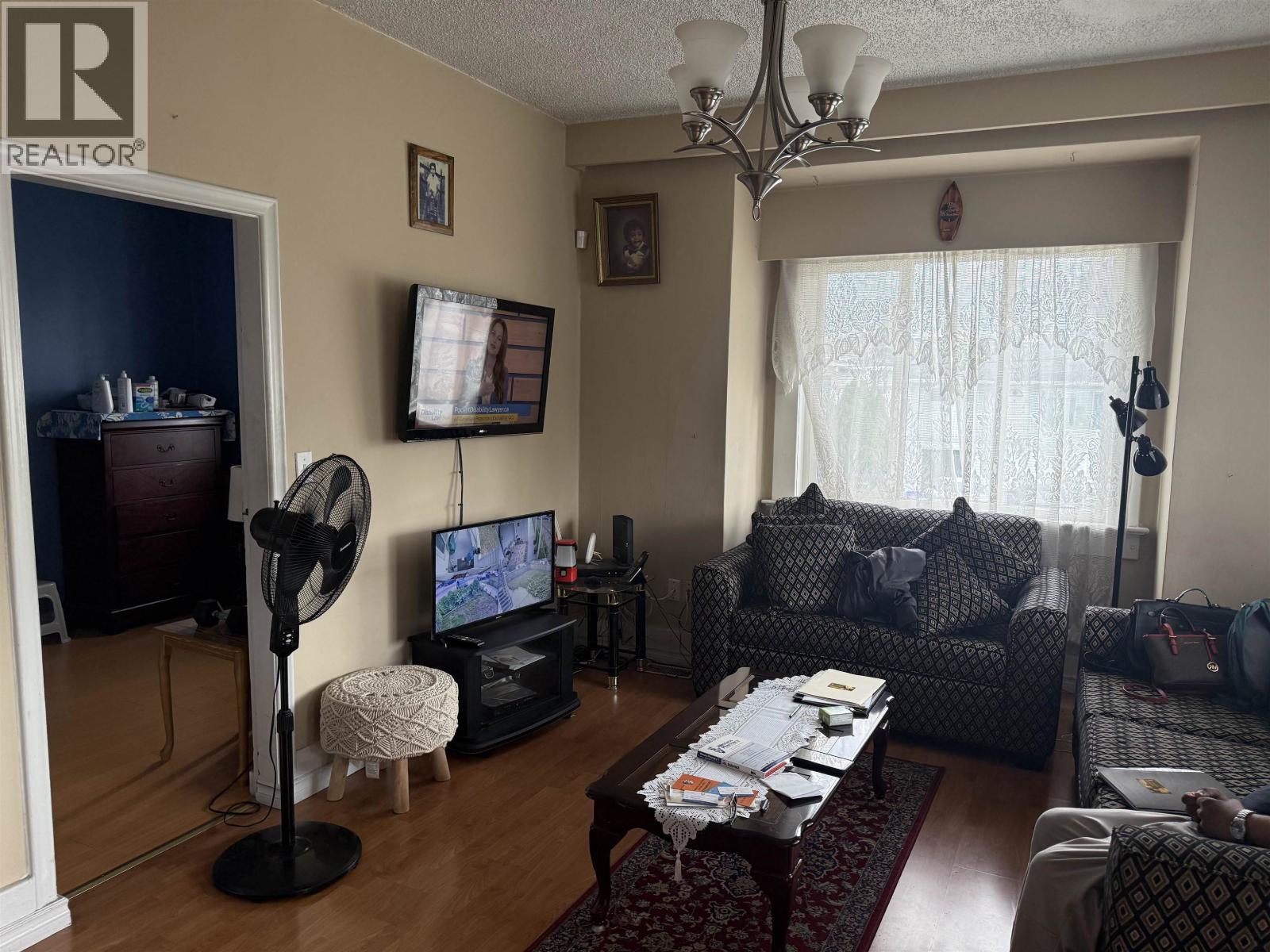 8125 St. George Street, Vancouver, British Columbia  V5X 3S4 - Photo 7 - R3043399