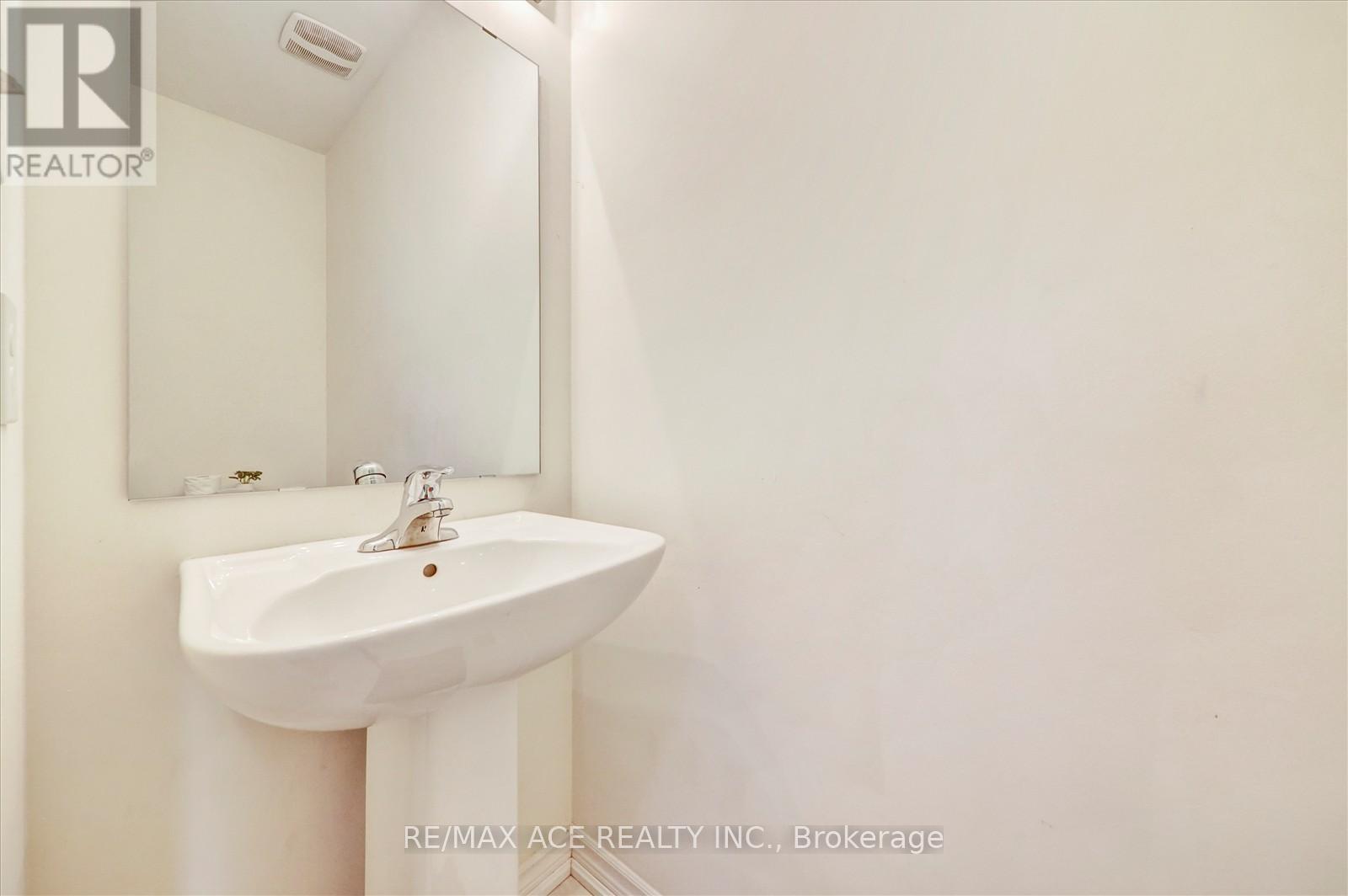 1097 Cameo Street, Pickering, Ontario  L1X 0L7 - Photo 15 - E12402711
