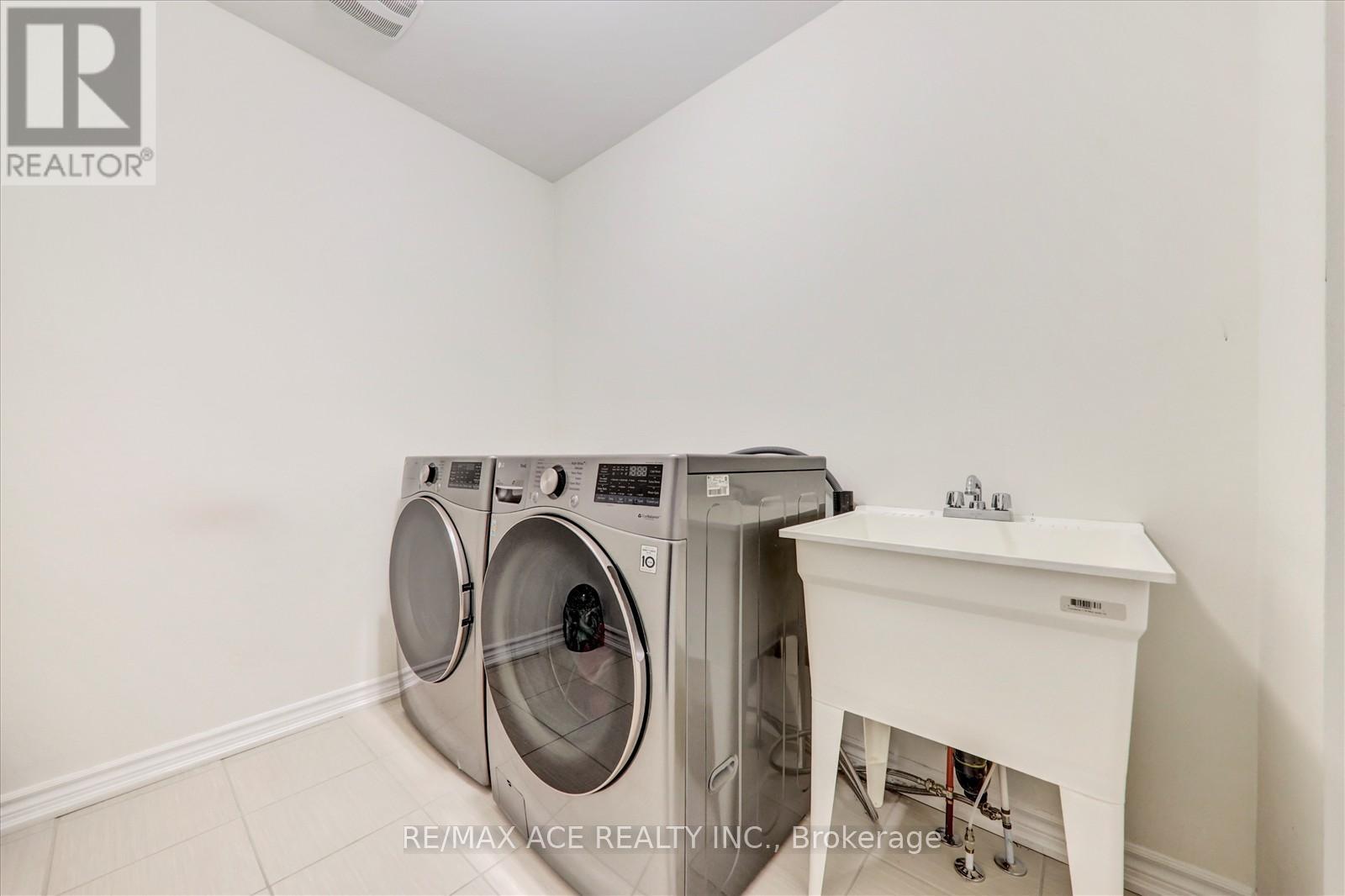 1097 Cameo Street, Pickering, Ontario  L1X 0L7 - Photo 28 - E12402711