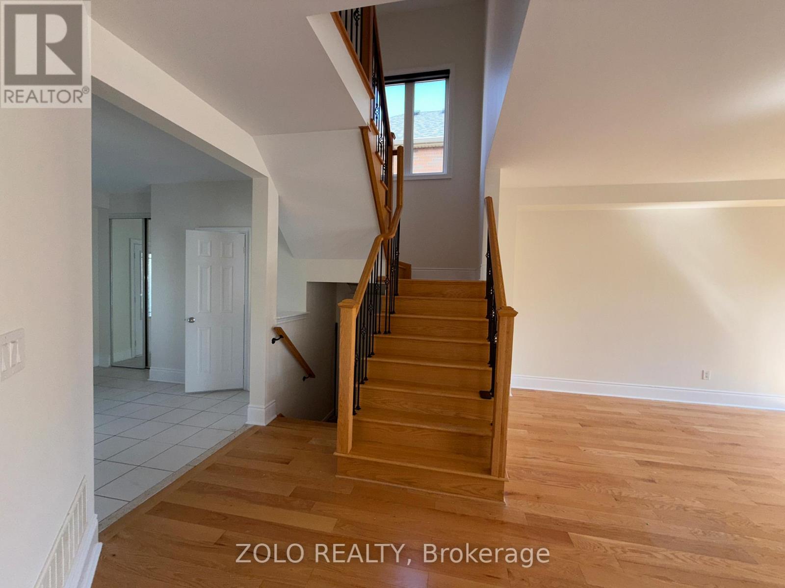 Main And 2nd Floor Only - 89 Slack Street, Bradford West Gwillimbury, Ontario  L3Z 0S5 - Photo 24 - N12402720