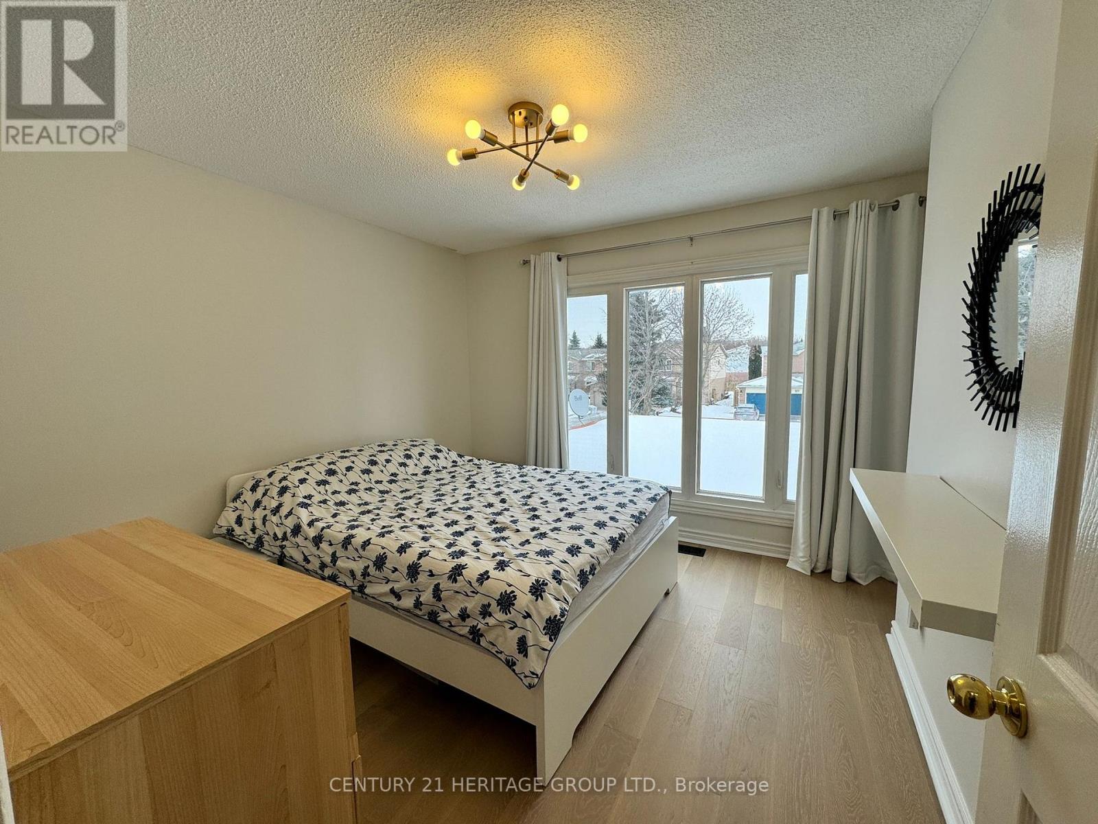 378 Dorchester Street, Newmarket, Ontario  L3Y 7Z3 - Photo 24 - N12396502