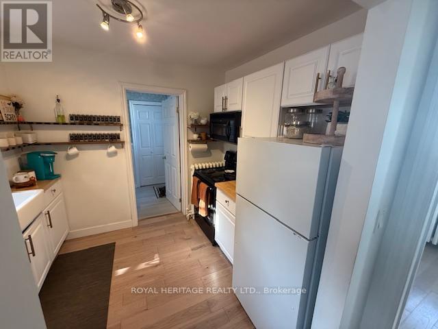770 Cambridge Court, Oshawa, Ontario  L1G 1G2 - Photo 13 - E12402723
