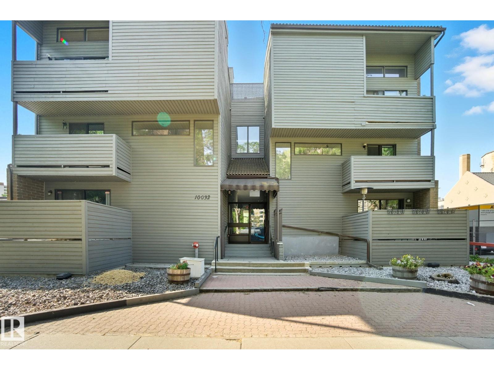 #3 10032 113 St Nw, Edmonton, Alberta  T5K 1N8 - Photo 2 - E4457748