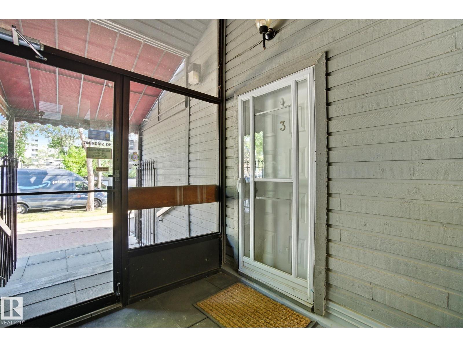 #3 10032 113 St Nw, Edmonton, Alberta  T5K 1N8 - Photo 4 - E4457748