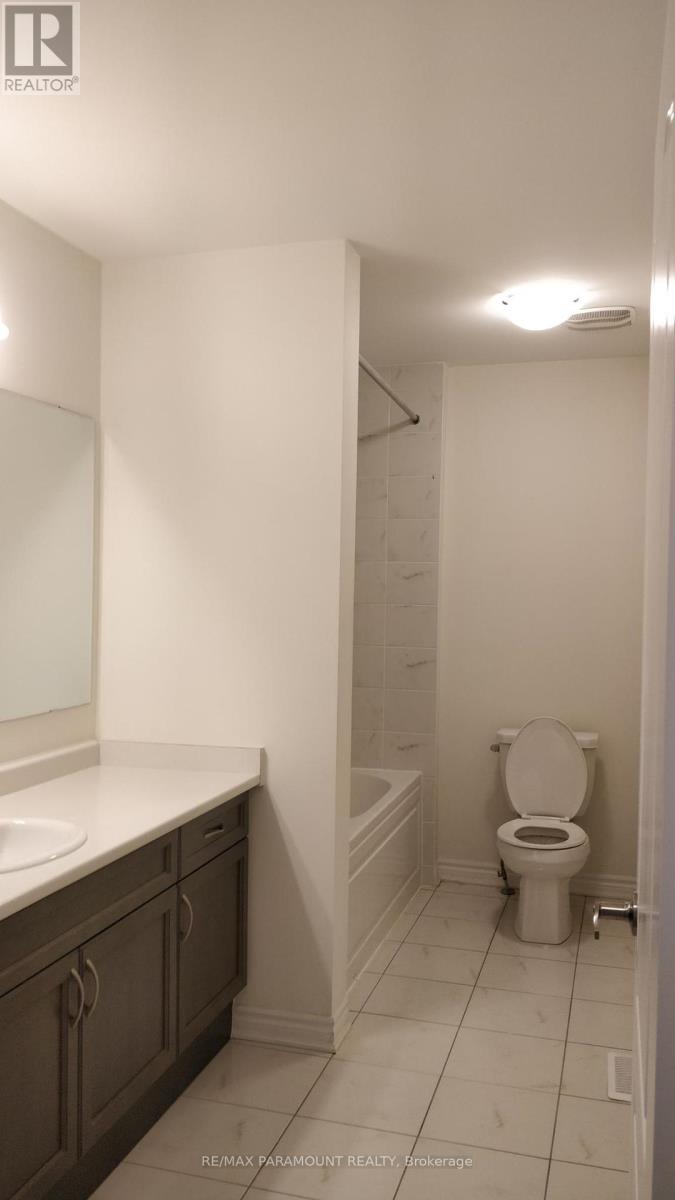 15 Affusion Road, Brampton, Ontario  L7A 0H1 - Photo 14 - W12402734