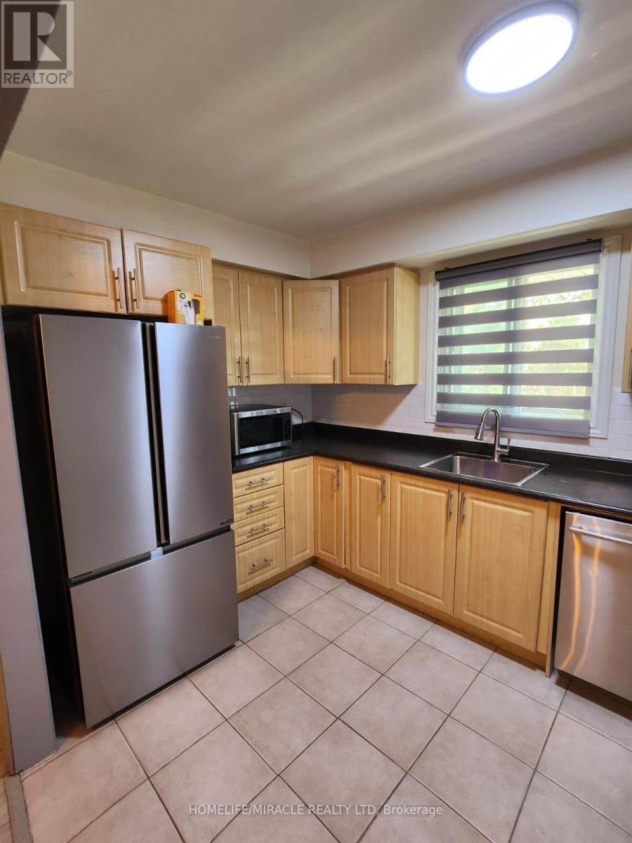 2 - 1100 Oxford Street, Oshawa, Ontario  L1J 6G4 - Photo 18 - E12402192