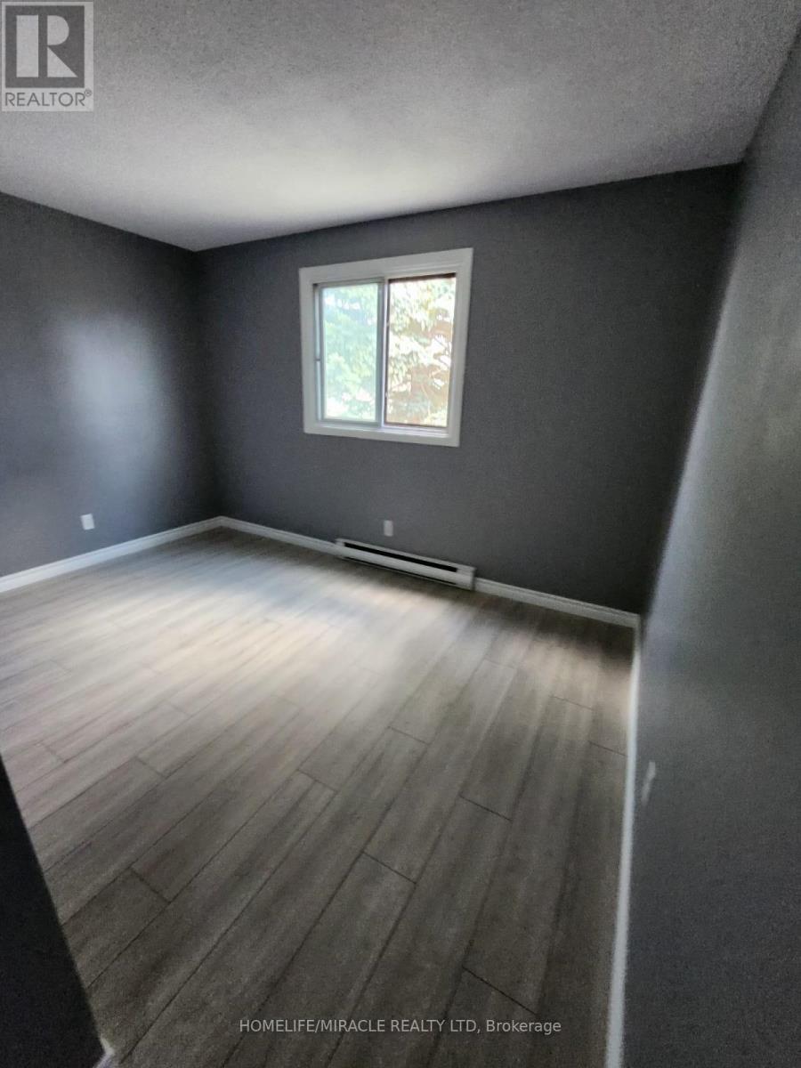 2 - 1100 Oxford Street, Oshawa, Ontario  L1J 6G4 - Photo 9 - E12402192