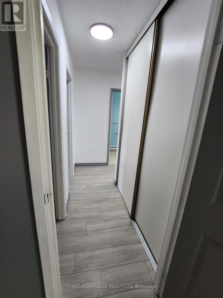 Property at 2 - 1100 OXFORD STREET image 4