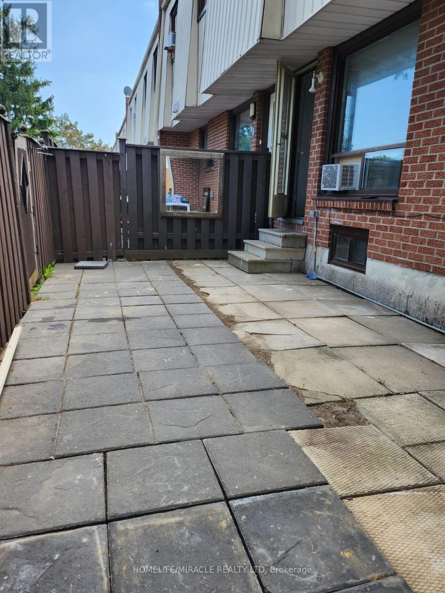 2 - 1100 Oxford Street, Oshawa, Ontario  L1J 6G4 - Photo 38 - E12402192