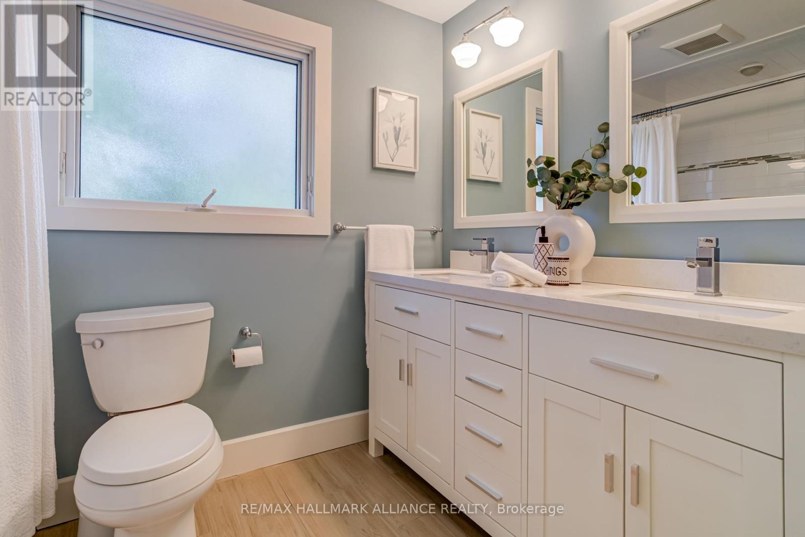 196 Sabel Street, Oakville, Ontario  L6L 3V4 - Photo 26 - W12400802