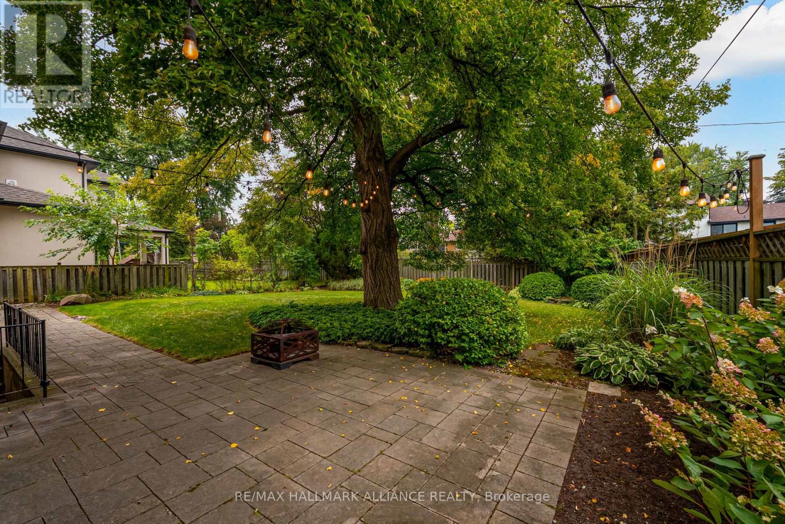 196 Sabel Street, Oakville, Ontario  L6L 3V4 - Photo 38 - W12400802