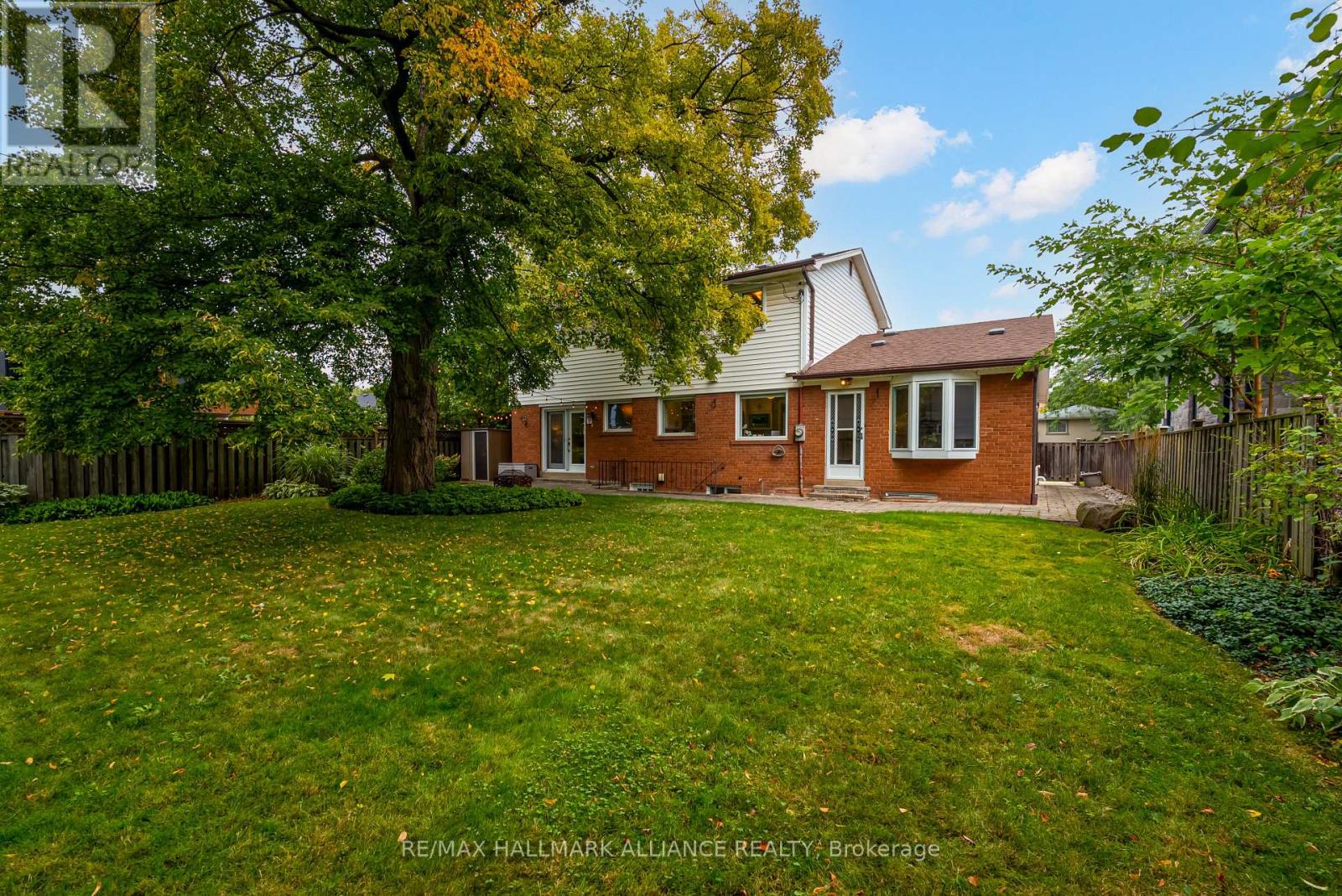 196 Sabel Street, Oakville, Ontario  L6L 3V4 - Photo 37 - W12400802