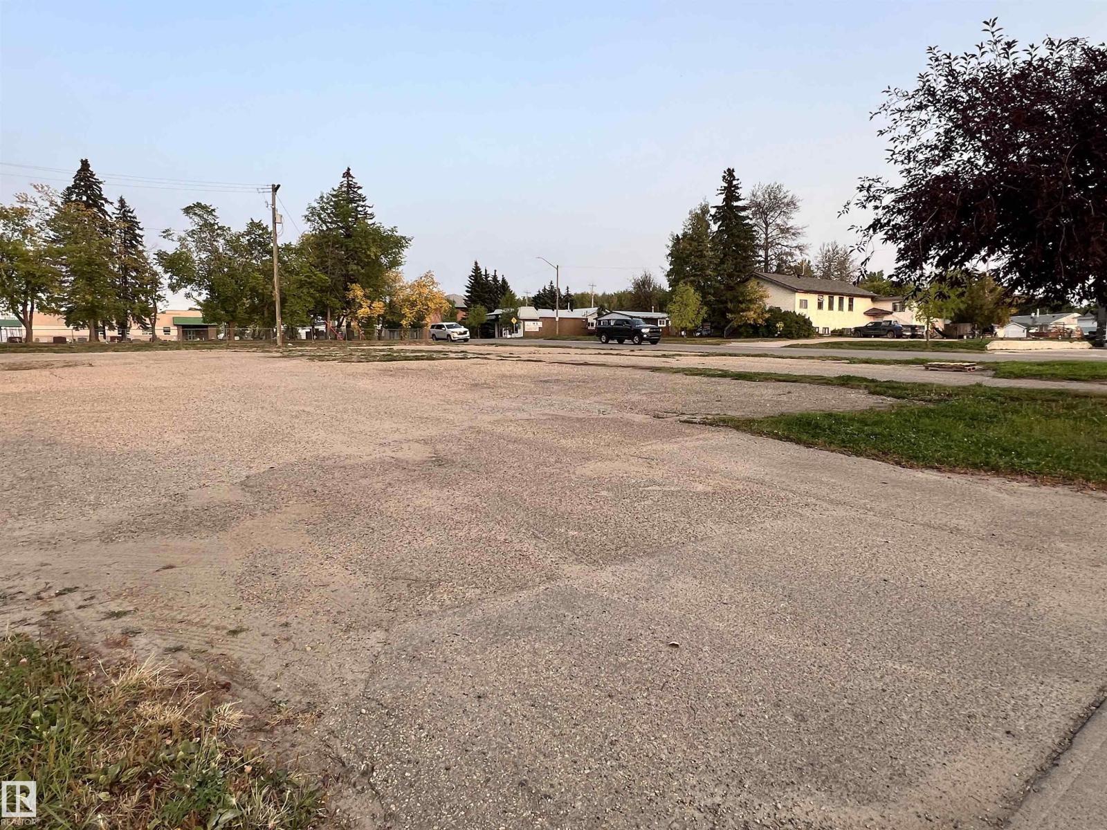 5216 53 St, Drayton Valley, Alberta  T7A 1R6 - Photo 3 - E4415898