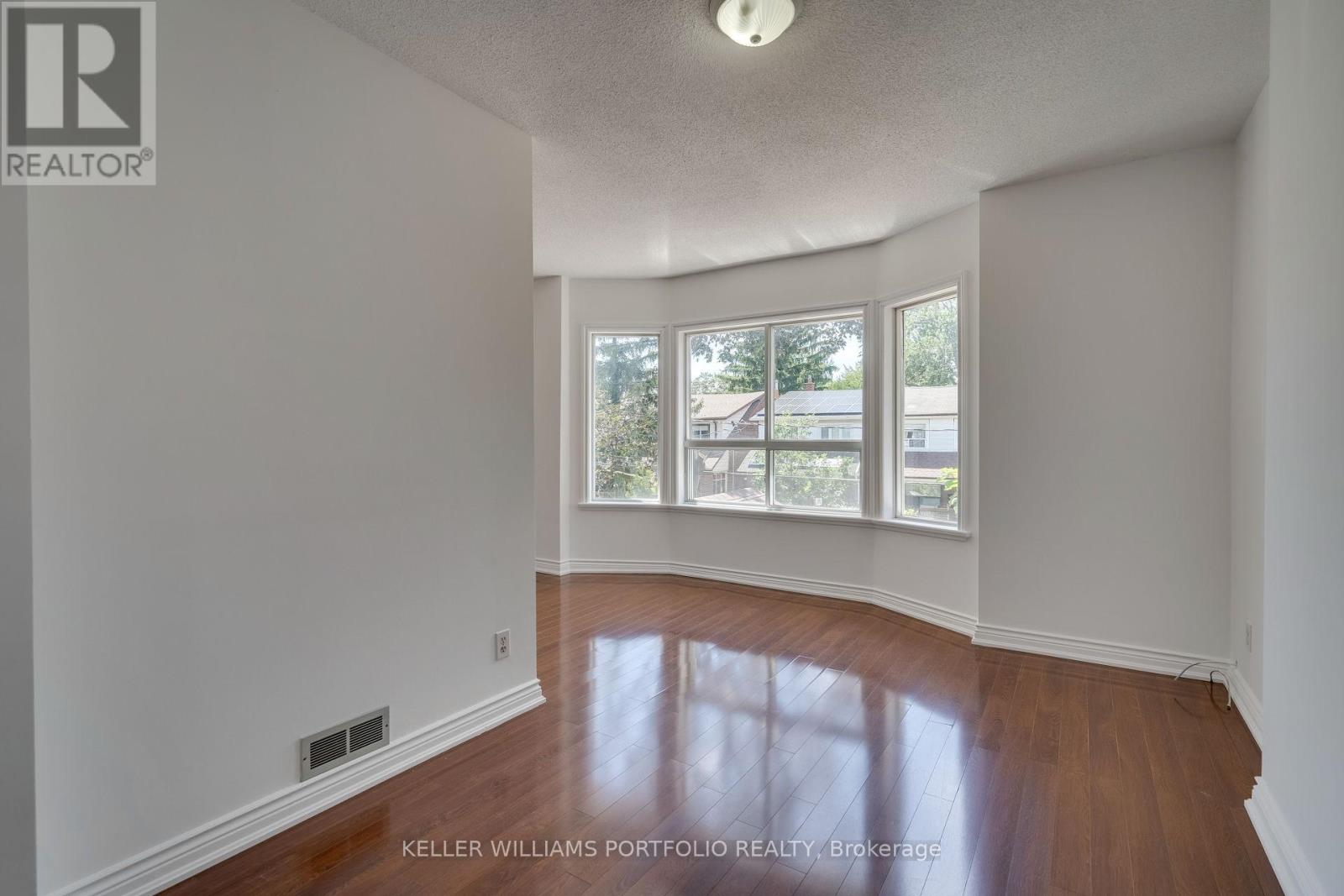 65 Westholme Avenue, Toronto, Ontario  M6P 3B9 - Photo 19 - W12402747